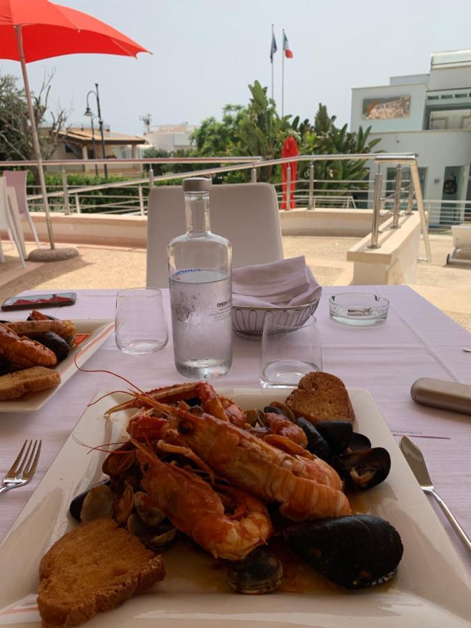 Ganimede Hotel Sperlonga Esterno foto