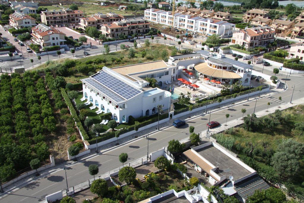 Ganimede Hotel Sperlonga Esterno foto